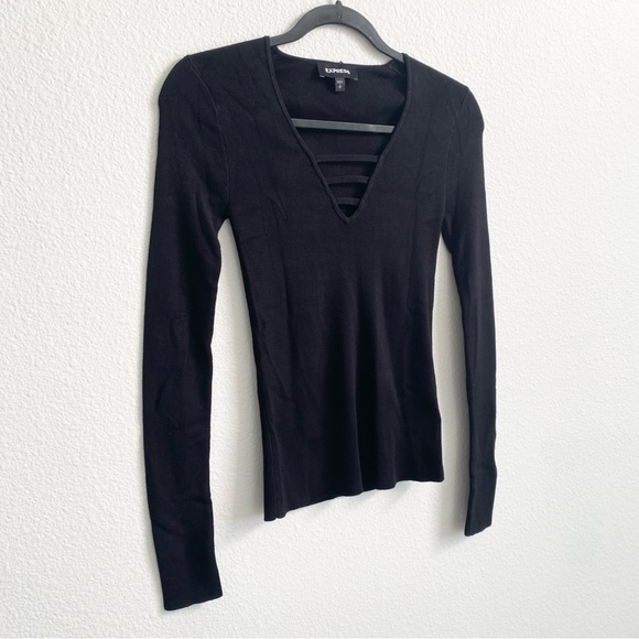 Express Women’s Black Bar Front Fitted Ribbed Knit Sweater - Picture 3 of 9